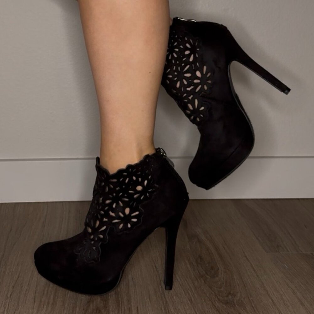 Black Floral Lace Cutout Ankle Heel Booties